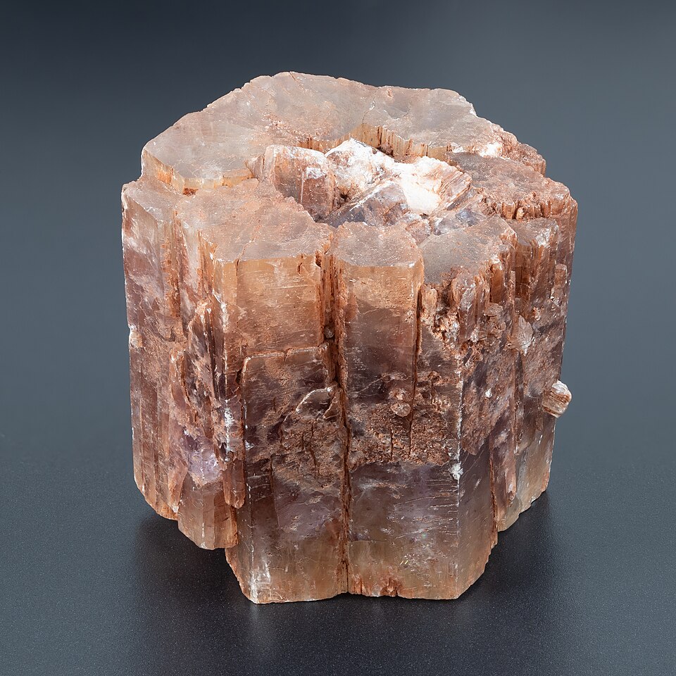 Aragonite specimen