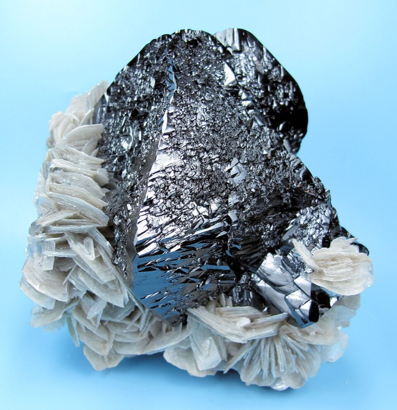 Cassiterite specimen