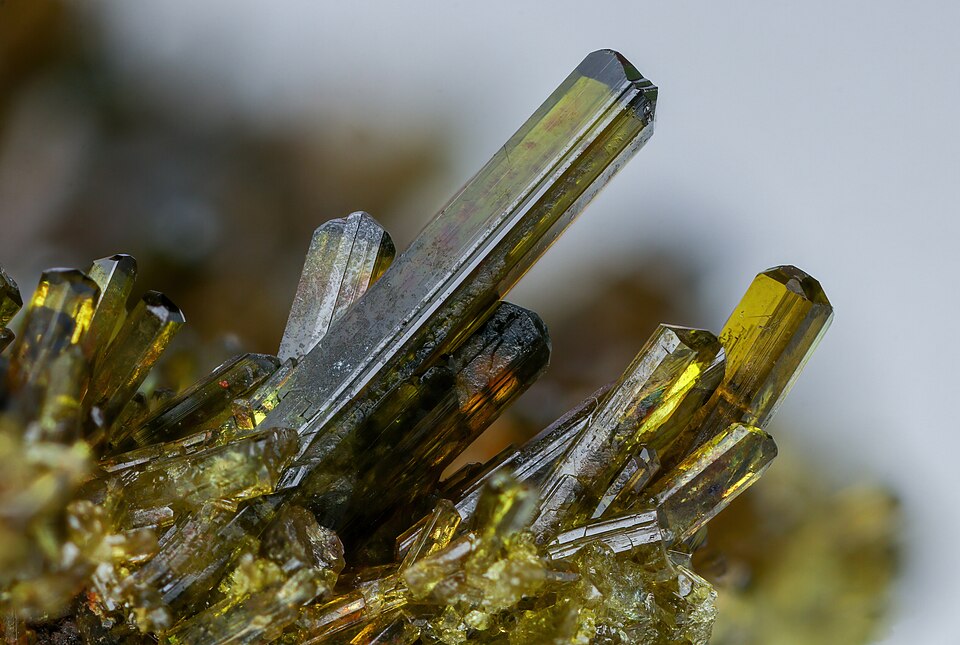 Epidote specimen