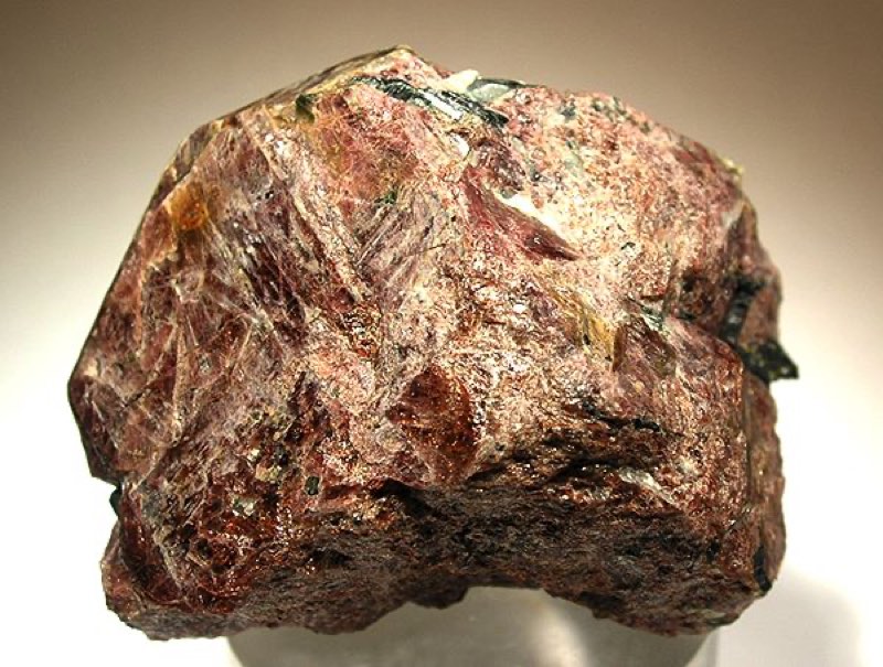 Eudialyte specimen