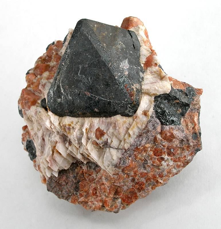 Franklinite specimen